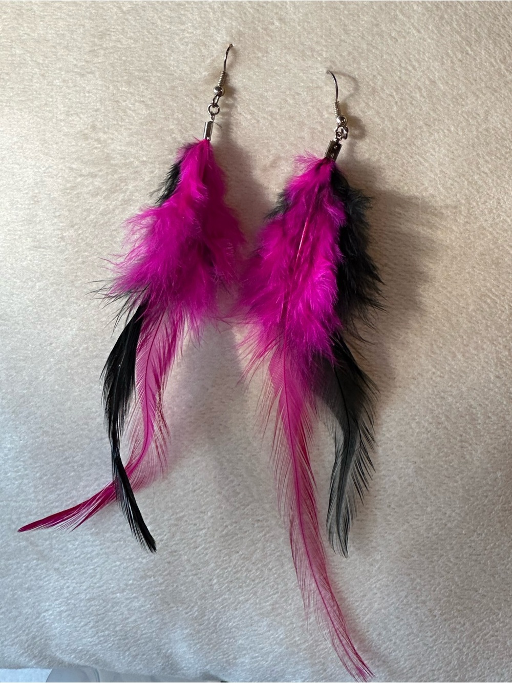 Dopamine meets Whimsigoth Feather Earrings Shocking Magenta